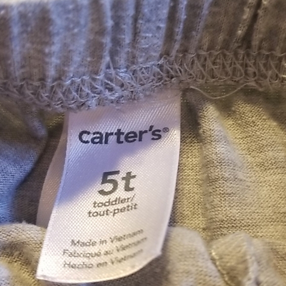 A24-Bundle CARTERS: SIZE 5T BOY SHORTS - Picture 2 of 2